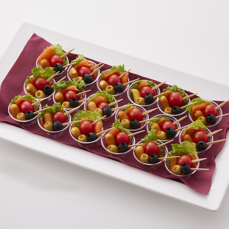 CUPスモークサーモンとピンチョスLL