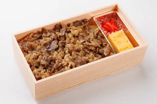 【すき焼割烹 日山】黒毛和牛丼