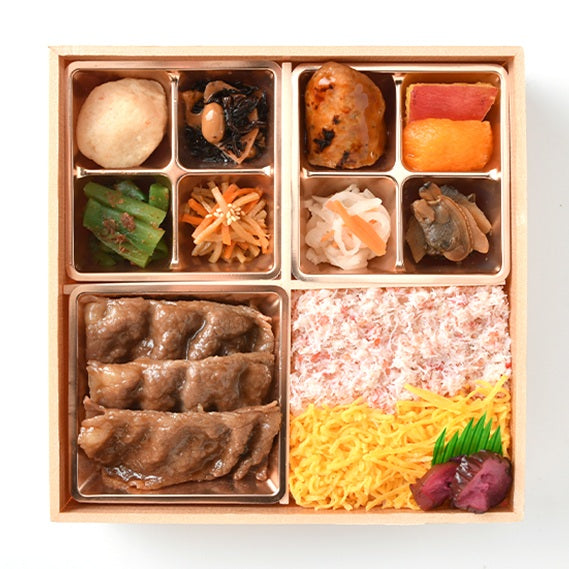 【仕出し懐石 北大路】牛すき焼きと蟹ちらし御膳